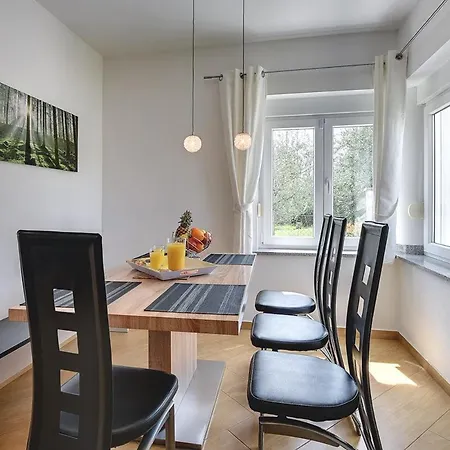 Marcelia Holiday home *