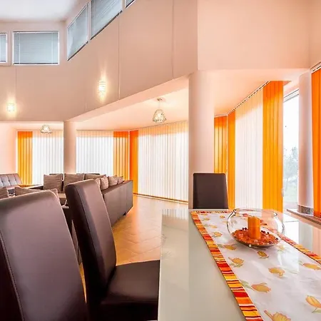 Marcelia Holiday home
