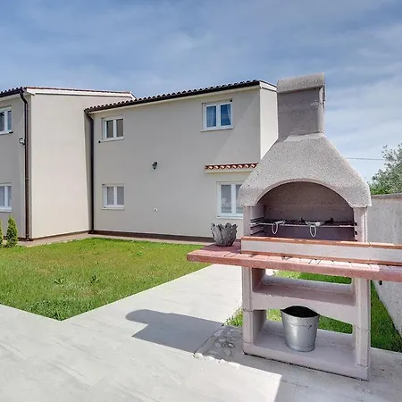 Marcelia Holiday home *