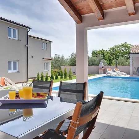 Holiday home Marcelia *