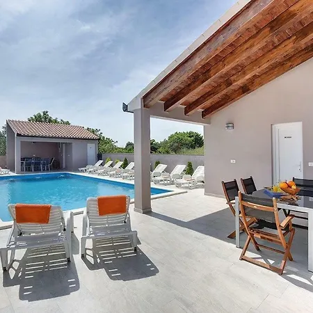 Holiday home Marcelia *